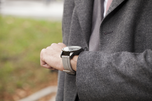 “Sluta ställa om klockan”